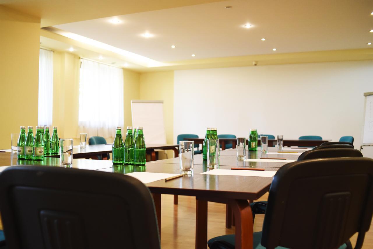 Parkhotel Economic Wielka Wies  المظهر الخارجي الصورة