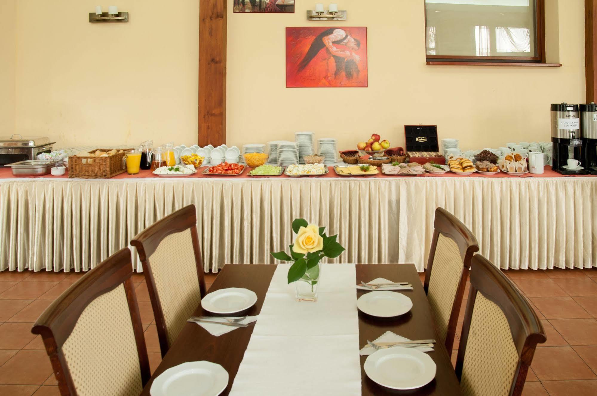 Parkhotel Economic Wielka Wies  المظهر الخارجي الصورة
