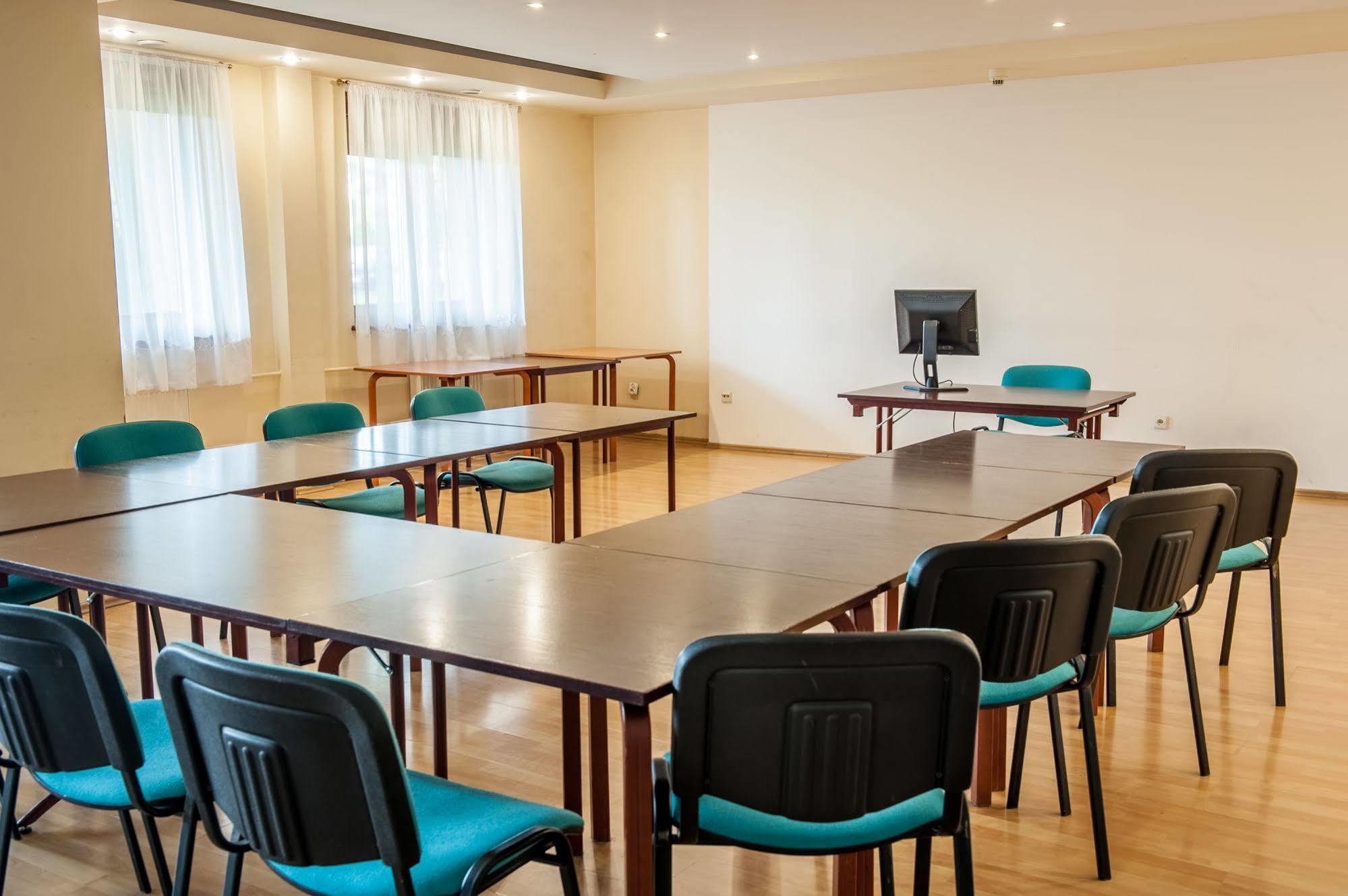 Parkhotel Economic Wielka Wies  المظهر الخارجي الصورة